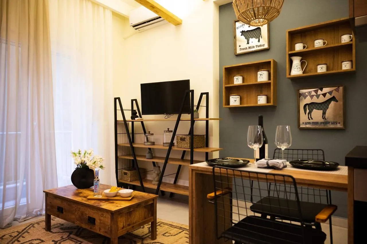 Cozy Central Apartment Thessaloniki