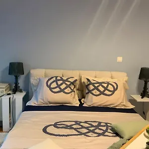2 Bedroom Family With Free Parking Διαμέρισμα